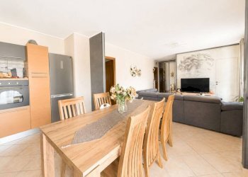 Salone - Four-room apartment via Vecchia di Cuneo, 115, Beinette - photo 8