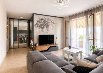 Salone - Four-room apartment via Vecchia di Cuneo, 115, Beinette - photo 9