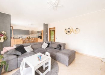 Salone - Four-room apartment via Vecchia di Cuneo, 115, Beinette - photo 10