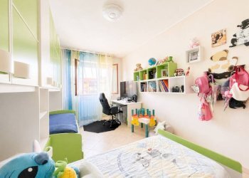 Camera da letto - Four-room apartment via Vecchia di Cuneo, 115, Beinette - photo 12