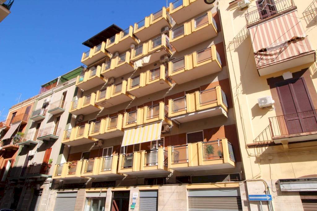 Facciata - Two-room apartment via Monte Grappa, 67, Bari - photo 2