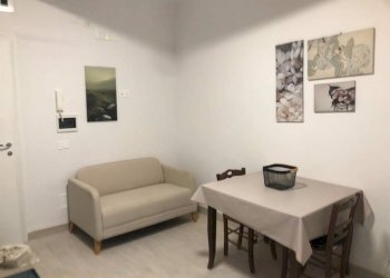 Salone - Two-room apartment via Monte Grappa, 67, Bari - photo 13