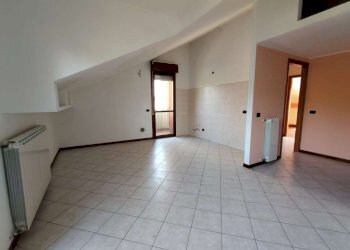 6564da69-b607-4048-a4c6-47b150ffc14f - Appartamento largo Donatello, Abbiategrasso - foto 13