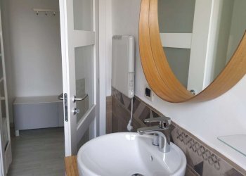 bagno - Two-room apartment via Fratelli Calandra, 9, Torino (neighborhood Centro) - photo 15