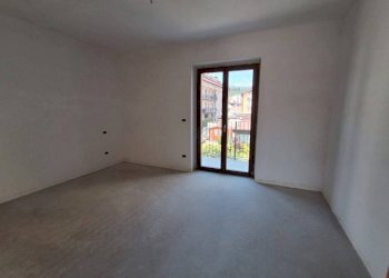 Camera da letto - Two-room apartment via Bergia, 24, Borgo San Dalmazzo - photo 30