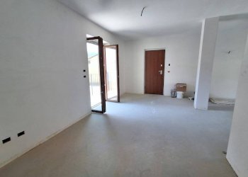 Soggiorno - Two-room apartment via Bergia, 24, Borgo San Dalmazzo - photo 37