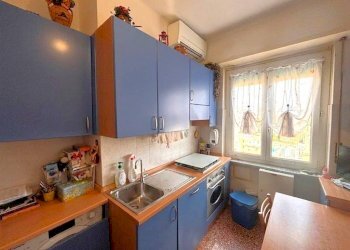 Cucina - Bilocale via Talamone, 20, Genova (zona San Teodoro) - foto 2