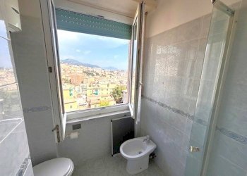 Bagno - Bilocale via Talamone, 20, Genova (zona San Teodoro) - foto 10