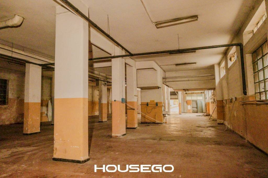 Magazzino - Box via Fratelli Canale, 18c, Genova (zona Borgoratti) - foto 2