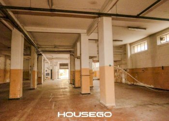 Magazzino - Box via Fratelli Canale, 18c, Genova (zona Borgoratti) - foto 2