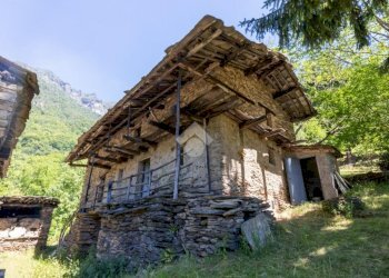 Rustic Località Ciarbunil, Villar Pellice - photo 1