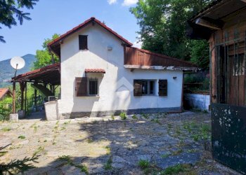 Independent house Località Gorra, Valbrevenna - photo 1