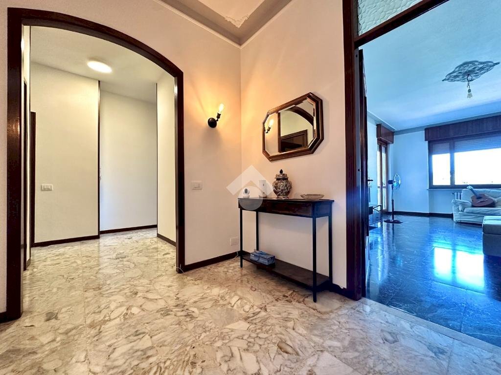 Four-room apartment Strada Statale 35 Per Genova, Tortona - photo 3