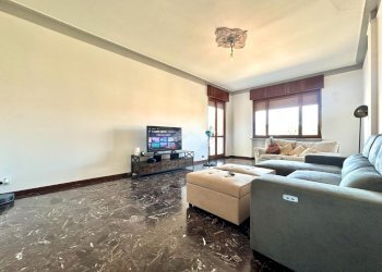 Four-room apartment Strada Statale 35 Per Genova, Tortona - photo 6