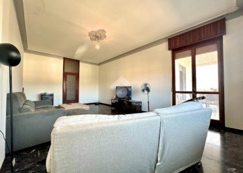 Four-room apartment Strada Statale 35 Per Genova, Tortona - photo 9