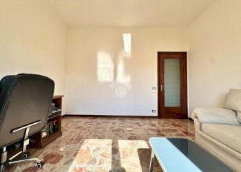 Four-room apartment Strada Statale 35 Per Genova, Tortona - photo 13