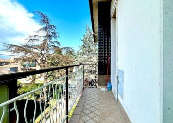 Four-room apartment Strada Statale 35 Per Genova, Tortona - photo 30