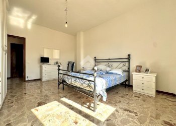 Four-room apartment Strada Statale 35 Per Genova, Tortona - photo 37