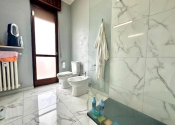 Four-room apartment Strada Statale 35 Per Genova, Tortona - photo 39