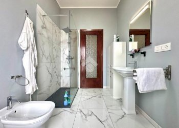 Four-room apartment Strada Statale 35 Per Genova, Tortona - photo 42