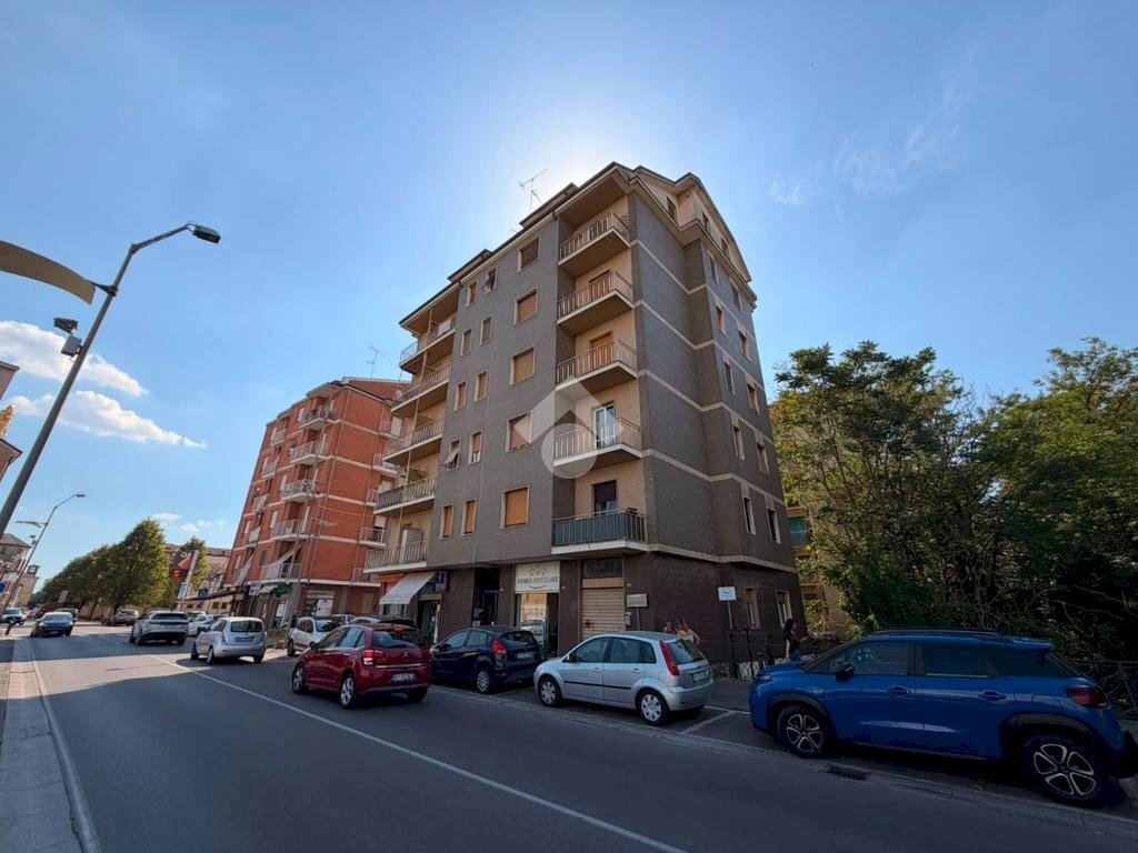Four-room apartment Corso don luigi orione, Tortona - photo 3