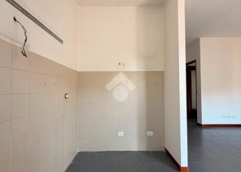 Four-room apartment Corso don luigi orione, Tortona - photo 10