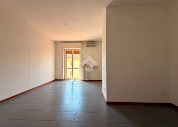 Four-room apartment Corso don luigi orione, Tortona - photo 18
