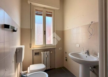 Four-room apartment Corso don luigi orione, Tortona - photo 24