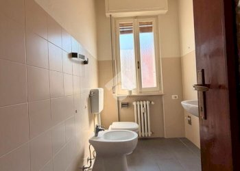 Four-room apartment Corso don luigi orione, Tortona - photo 25