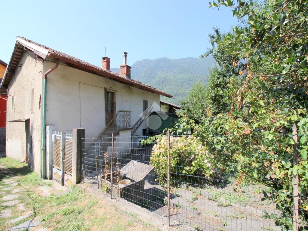 Semi-detached house Vicolo della piazza, Pinasca - photo 1