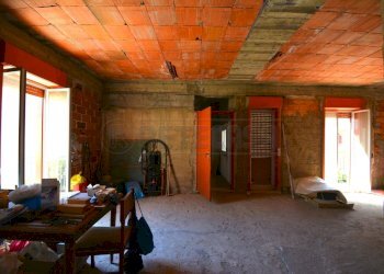 DSC_0122 - Four-room apartment Via Canale Torre Faro 12, Messina - photo 23
