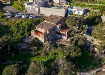 DJI_20241211151803_0379_D.MP4_snapshot_00.11.857 - Casale CONTRADA ZIRETTO, Castelmola - photo 4