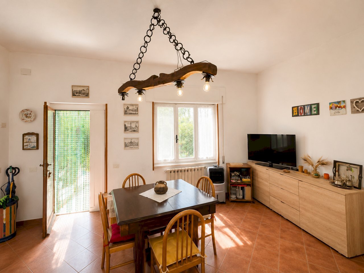 D8B1389D-3135-4090-B0EC-ACF348FFBDA2 - Villa Via Salina  7, Aprilia - foto 2