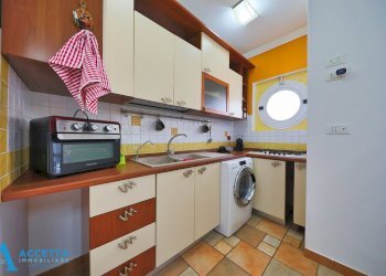 Living - Appartamento Via Lago Ampollino 23, Taranto - foto 9
