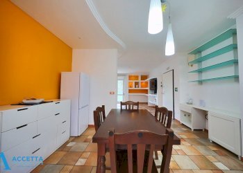 Living - Appartamento Via Lago Ampollino 23, Taranto - foto 10