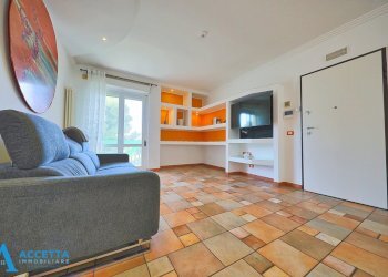 Living - Appartamento Via Lago Ampollino 23, Taranto - foto 14