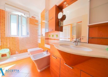 Bagno - Appartamento Via Lago Ampollino 23, Taranto - foto 19