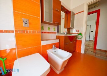 Bagno - Appartamento Via Lago Ampollino 23, Taranto - foto 20