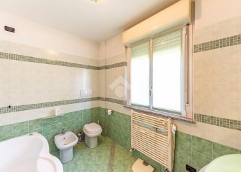 Three-room apartment Via A. Volta, Rescaldina - photo 19