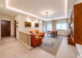 Three-room apartment Via A. Volta, Rescaldina - photo 26
