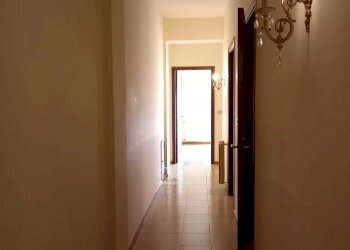 Four-room apartment Marsala - photo 16