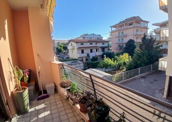 Three-room apartment Via Aremogna, Pescara - photo 16