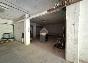 Warehouse Via isorelle, Savignone - photo 16
