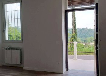 Portion of a house Cornate d'Adda - photo 17