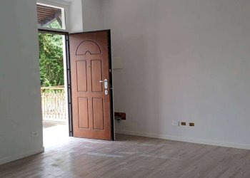 Portion of a house Cornate d'Adda - photo 19