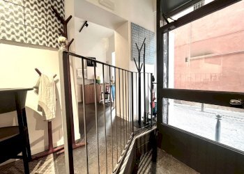 Shop via Collegio di Spagna, 3, Bologna (neighborhood Centro Storico) - photo 2