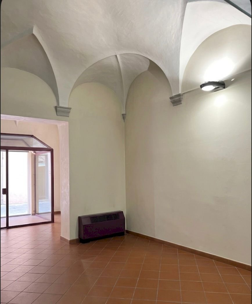 Commercial Premises Imola - photo 2