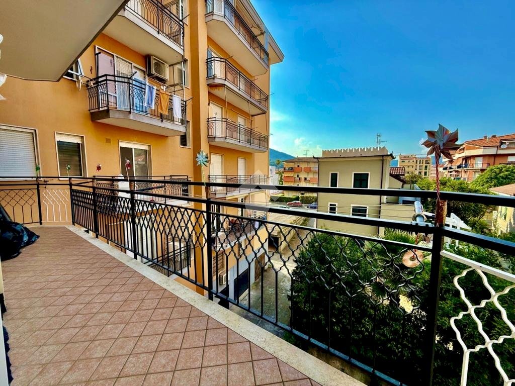 Three-room apartment Via colombo, Andora - photo 2
