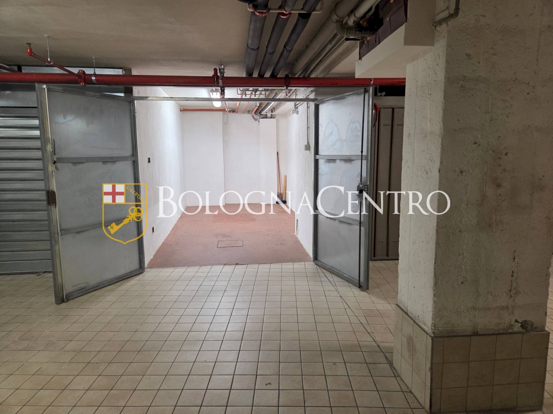 Box Bologna (zona Santo Stefano) - foto 1