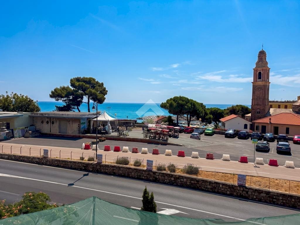 Quadrilocale Via colombo, San Lorenzo al Mare - foto 2